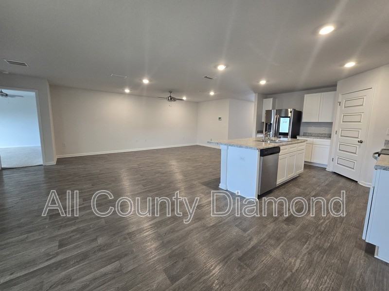 4769 Firefly Ln - Photo 4 of 22