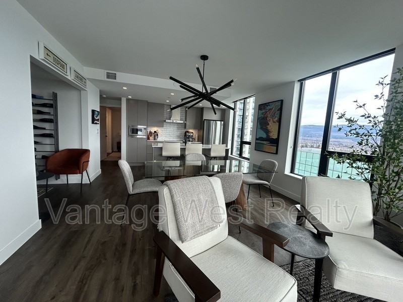 1497 St. Paul St - Photo 3 of 27