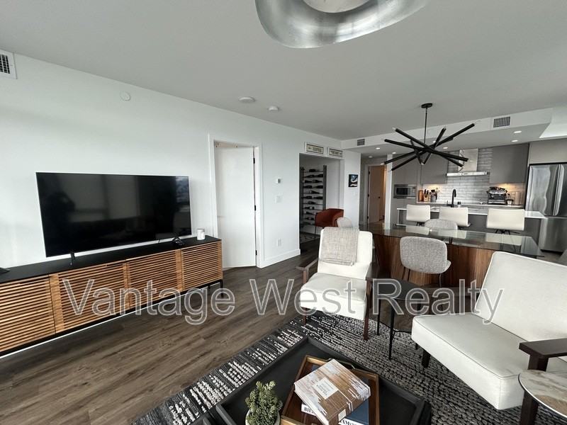 1497 St. Paul St - Photo 5 of 27