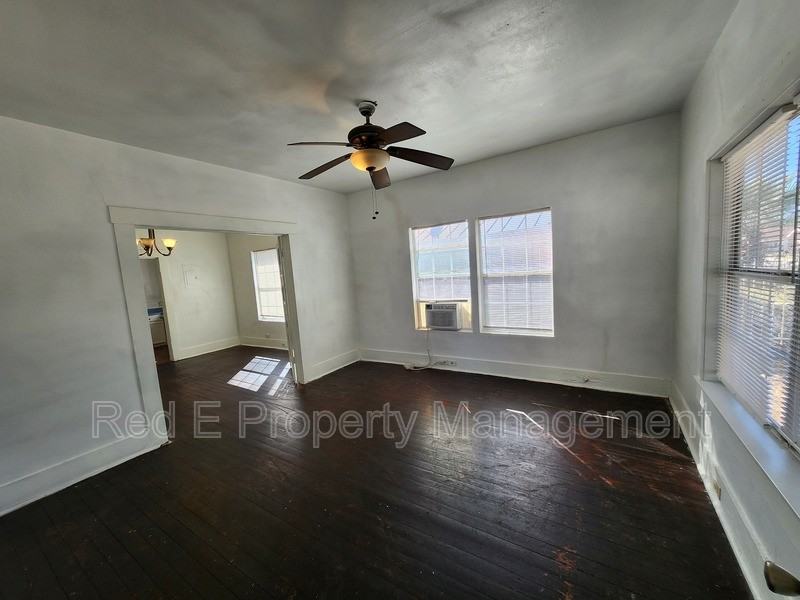 304 Terrell Ave - Photo 6 of 19