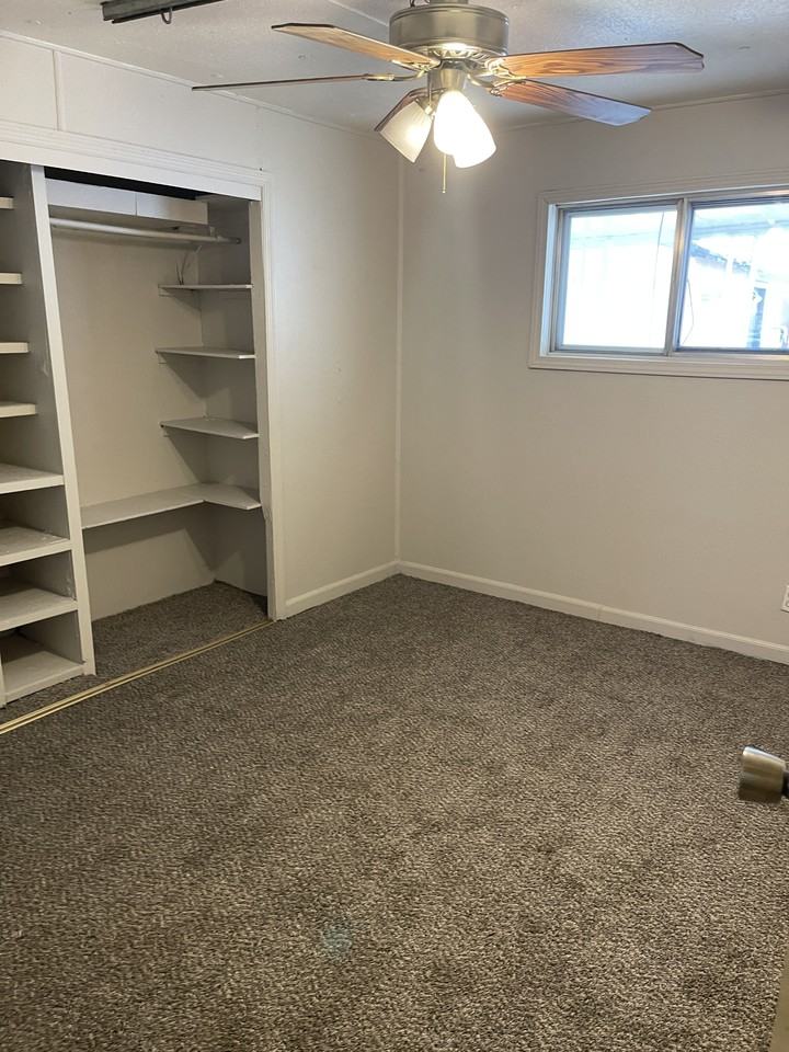 13220 N 20th St - Photo 5 of 12