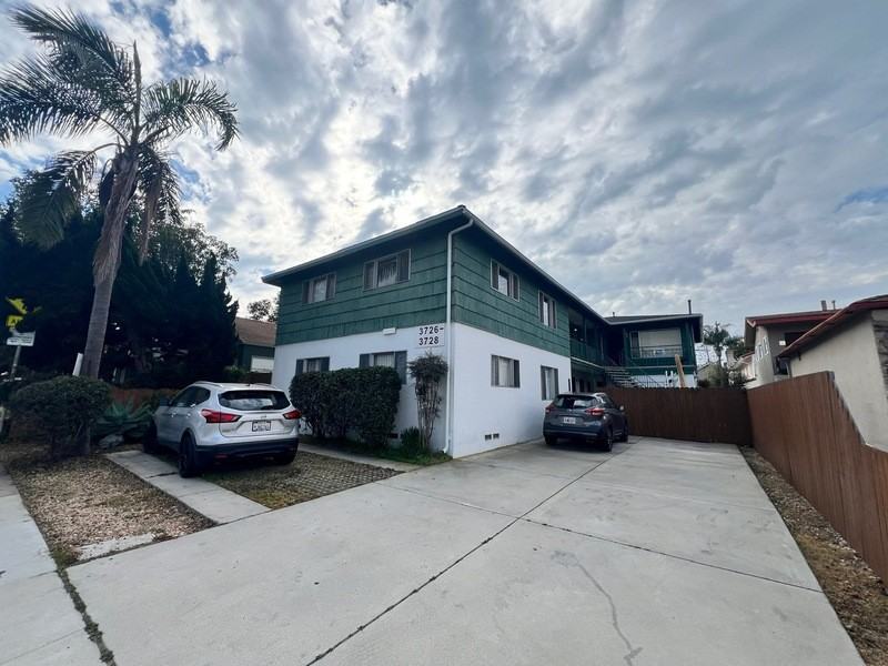 3726 Ingraham St - Photo 4 of 17