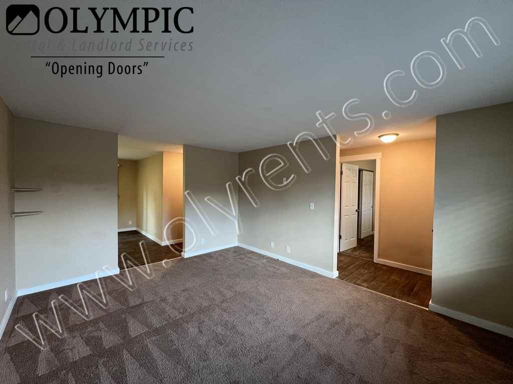 4343 Ruddell Rd Se - Photo 2 of 20