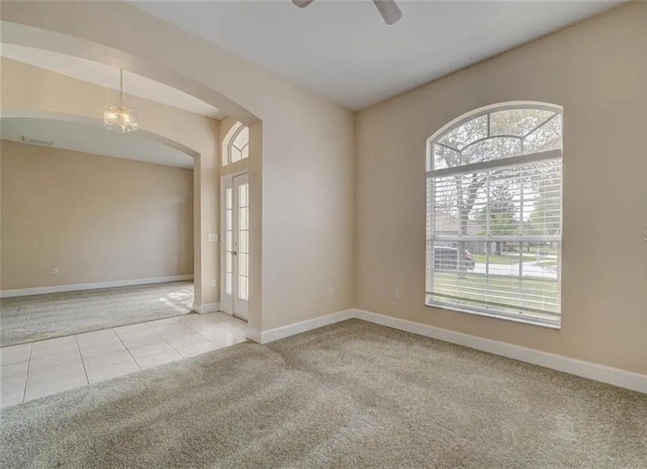 5701 Brackenwood Dr - Photo 6 of 36