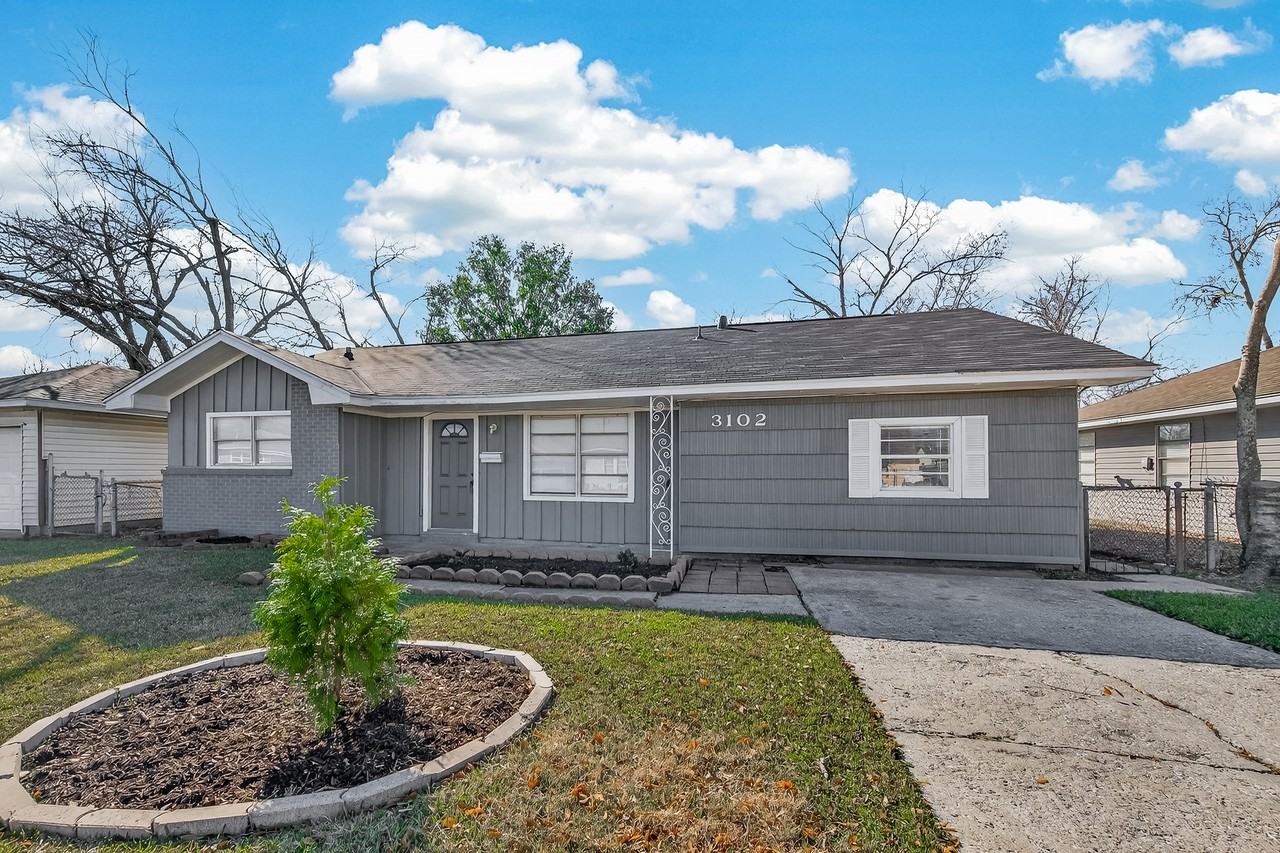 3102 Hays St - Photo 4 of 44