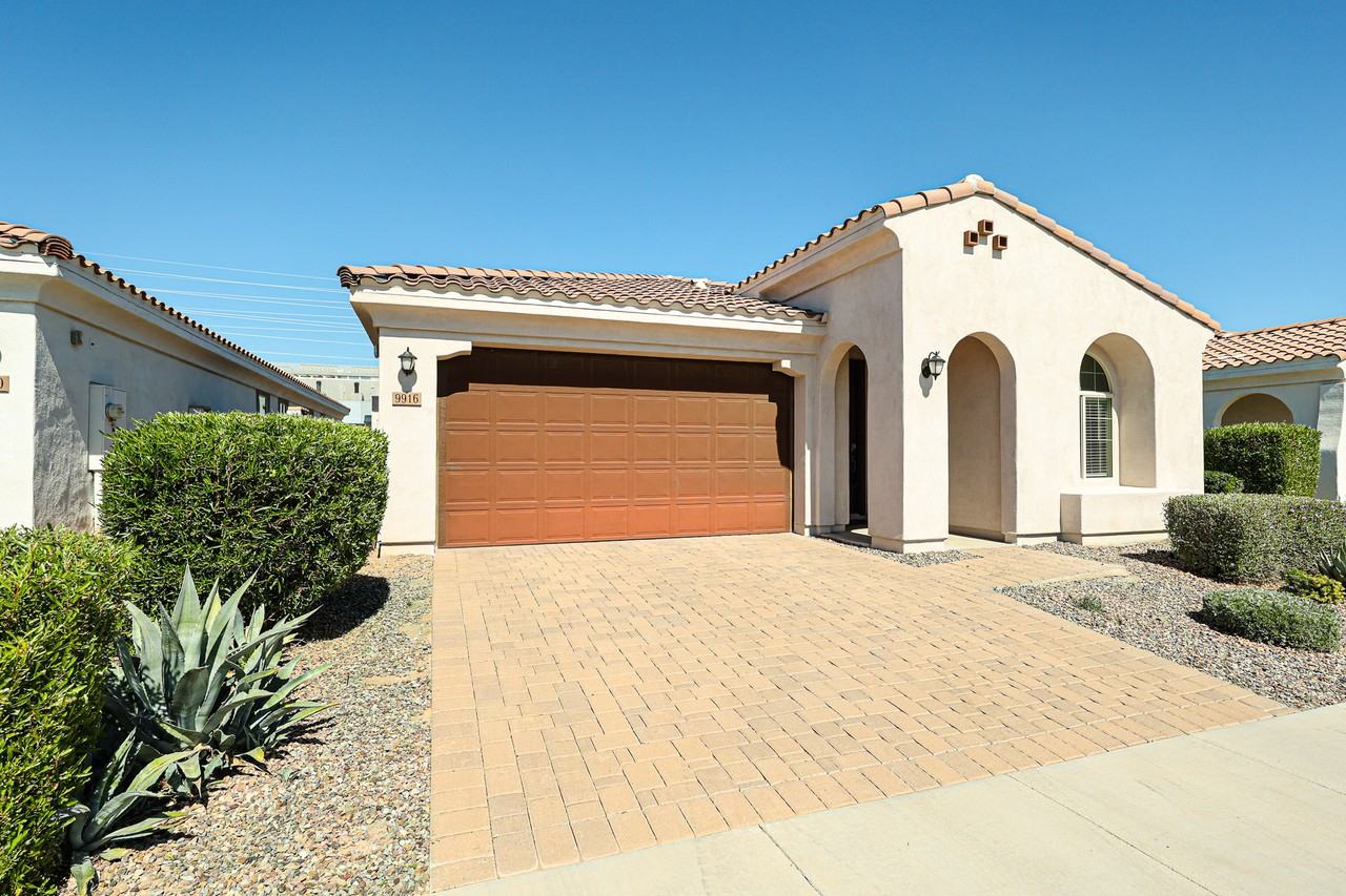 9916 E Red Giant Dr - Photo 2 of 41