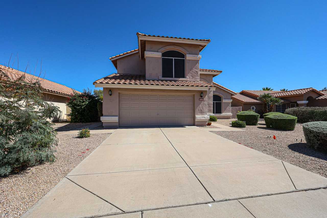 21911 N 71st Ln - Photo 3 of 50