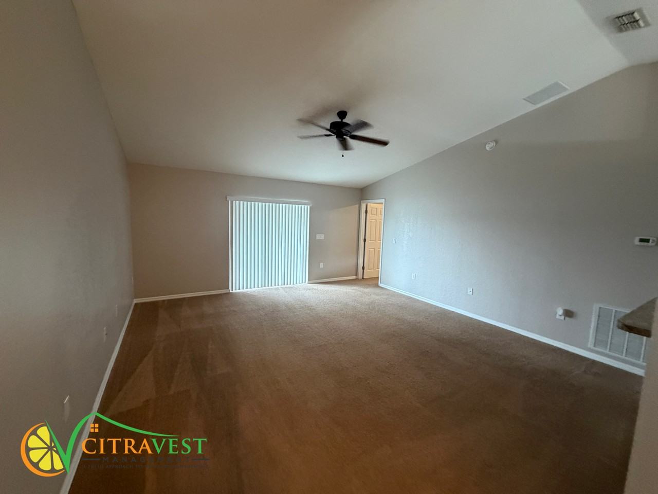 6505 Crescent Loop - Photo 3 of 10