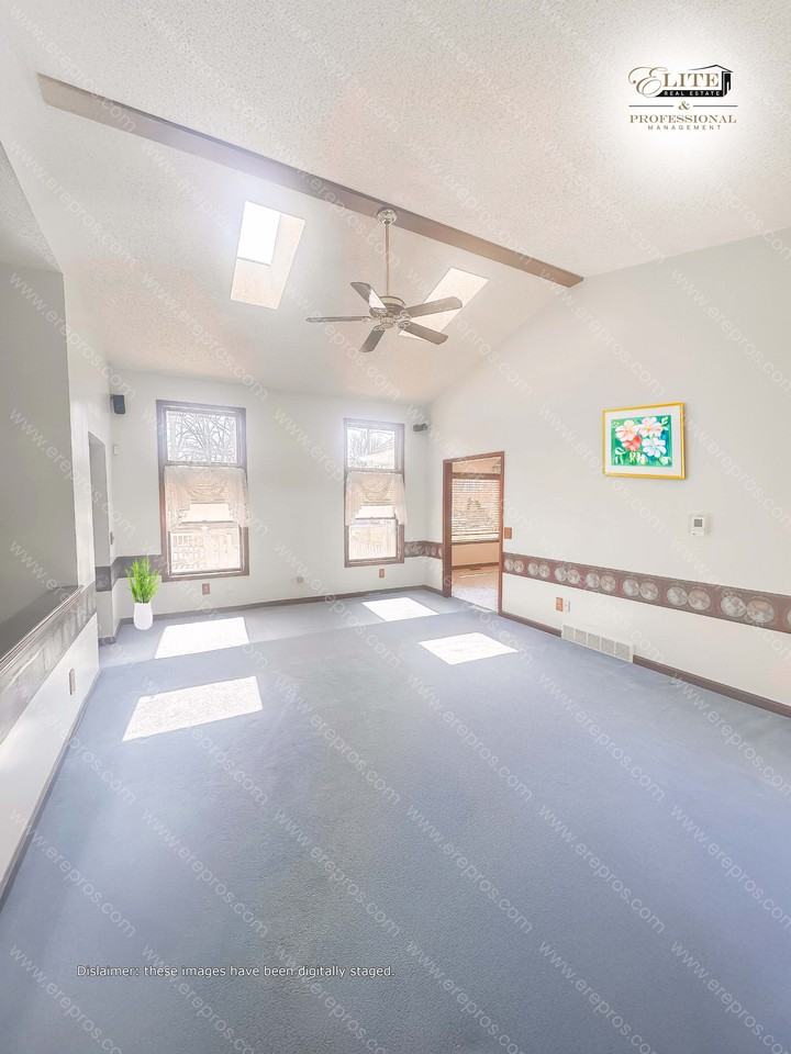 9307 Hill Rd - Photo 3 of 24