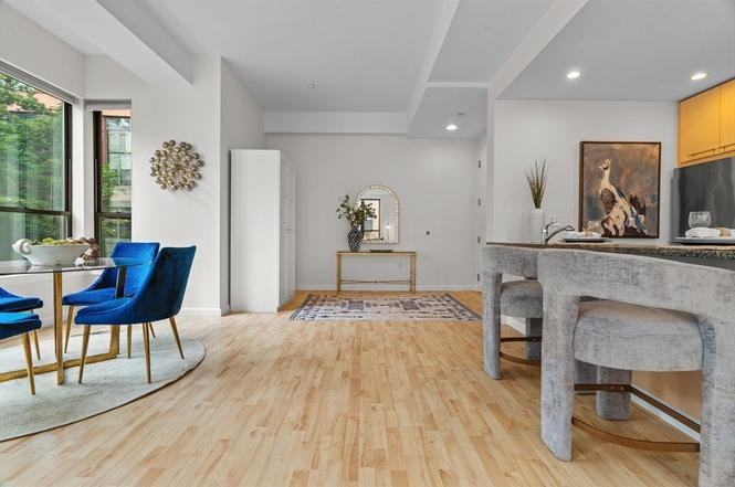 40 Fay St - Photo 4 of 12