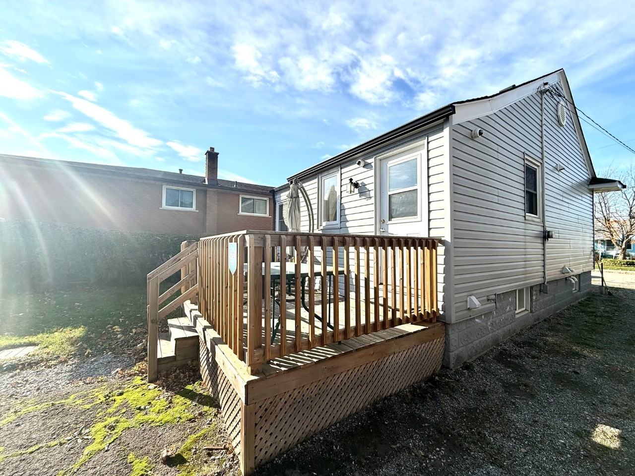 92 Glennie Ave - Photo 3 of 18