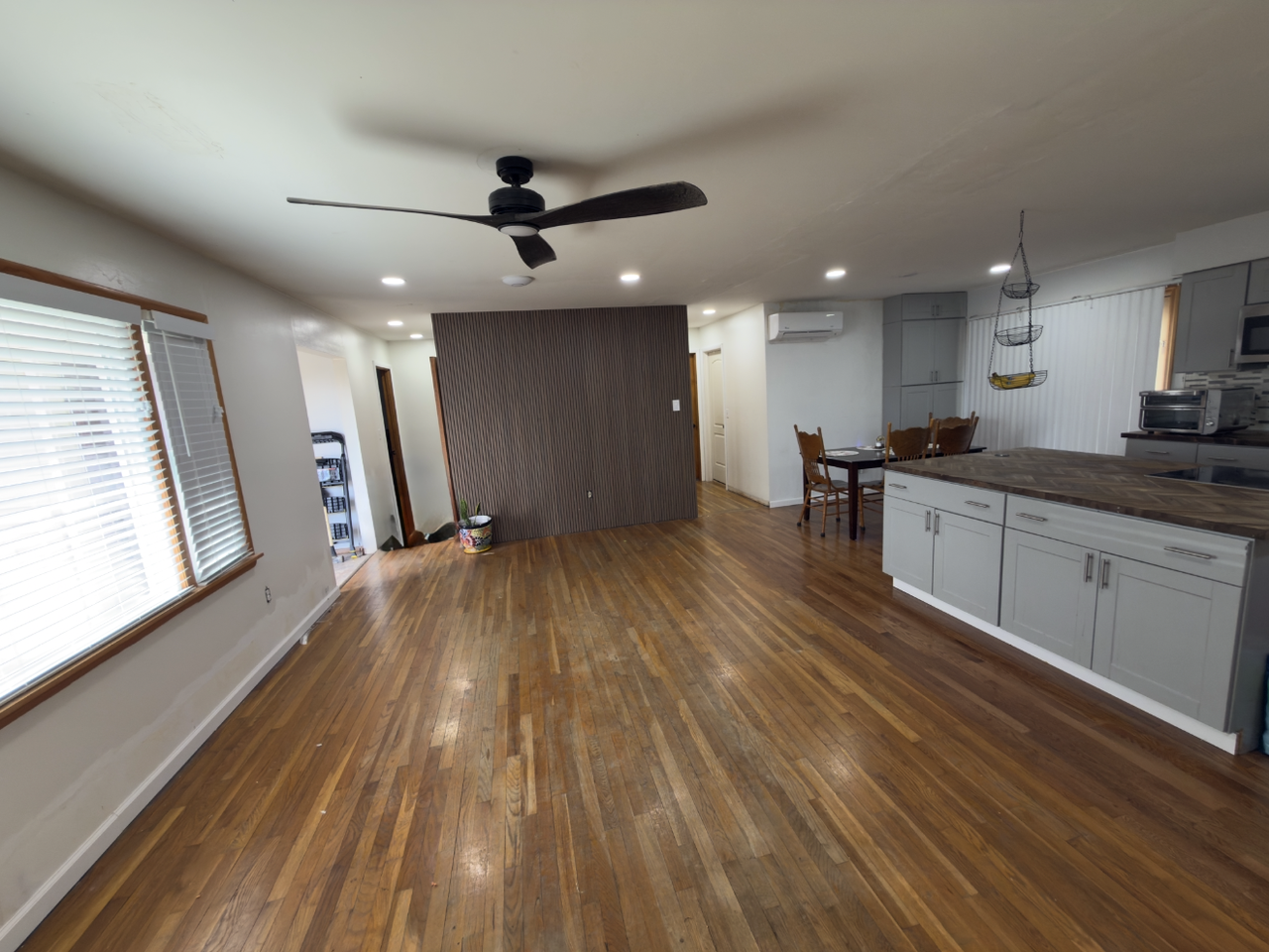 1363 Harris St #NA - Photo 2 of 27