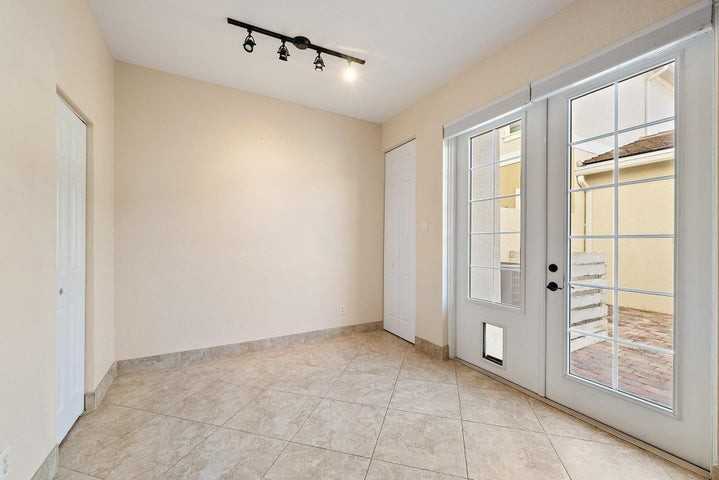 147 Mulligan Place - Photo 6 of 8