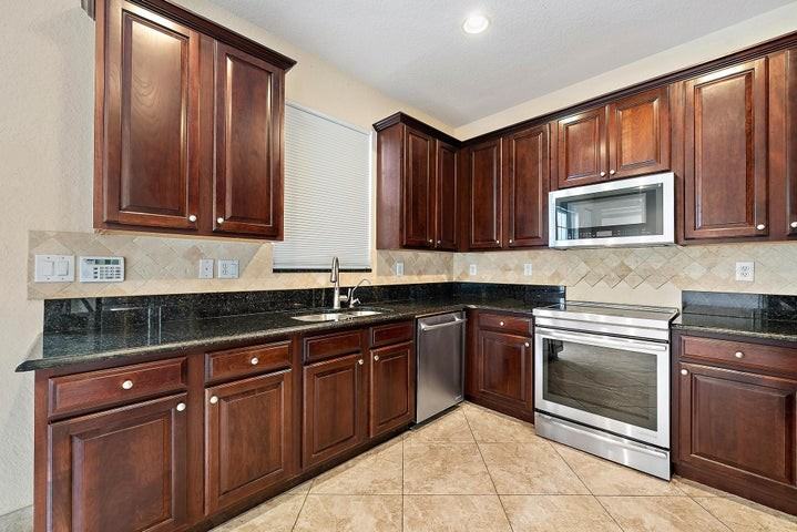 147 Mulligan Place - Photo 4 of 8