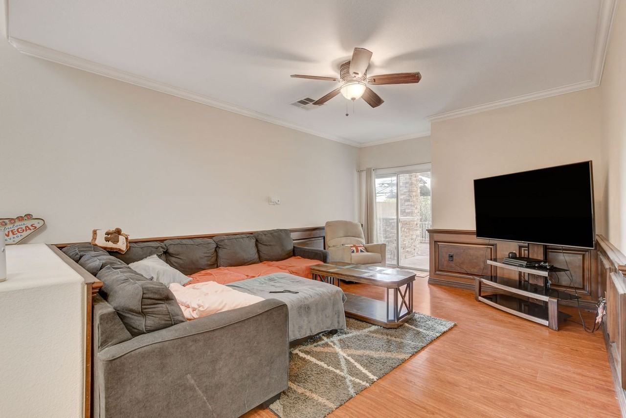 6037 Sea Cliff Cove St - Photo 6 of 50