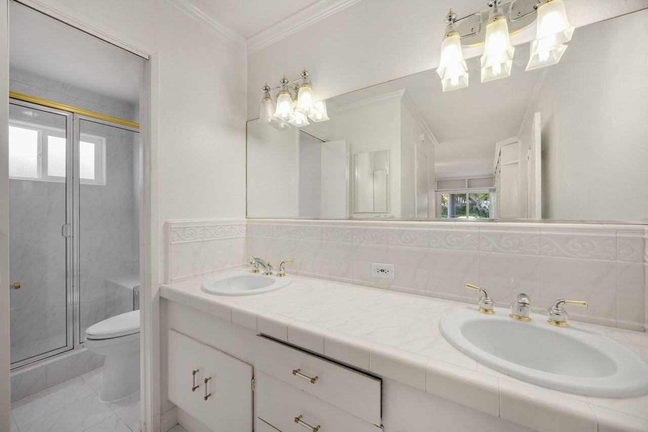 1743 Evergreen Ave - Photo 6 of 29