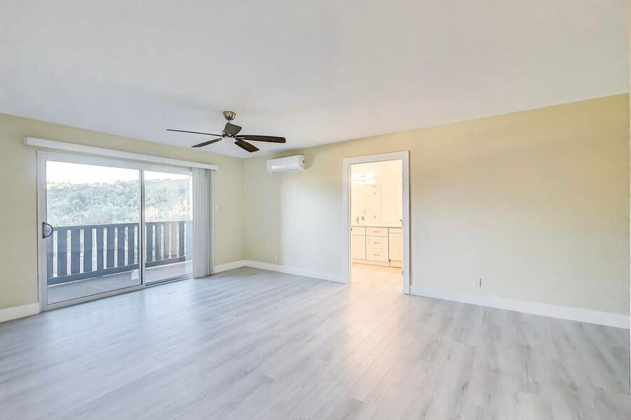 1015 Continentals Way - Photo 7 of 32