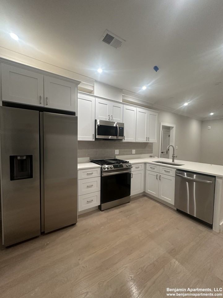 Allston St. & Commonwealth Avenue #5 - Photo 3 of 44