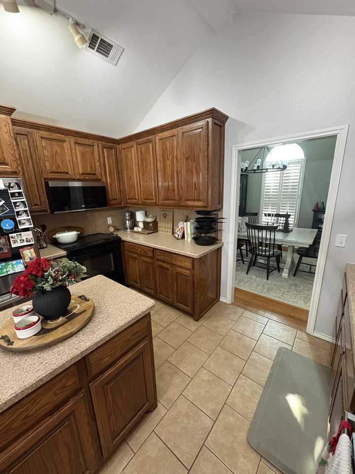 5404 Rio Grande Ave #NA - Photo 3 of 9