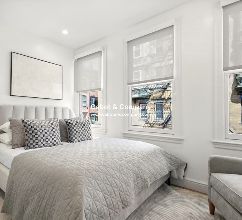 112 Myrtle St #1A - Photo 3 of 4