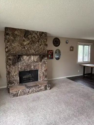 2508 106 St Nw - Photo 3 of 12