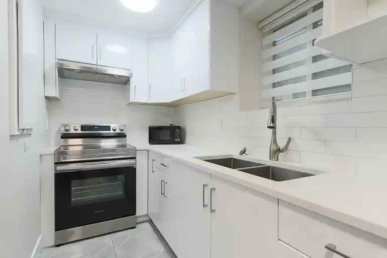 16792 18b Ave #BS2 - Photo 5 of 20