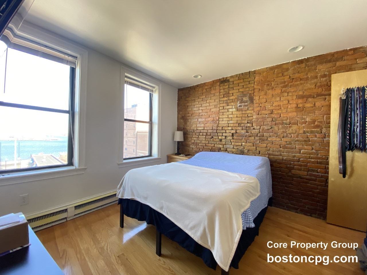 484 Commercial St #4 - Photo 5 of 12