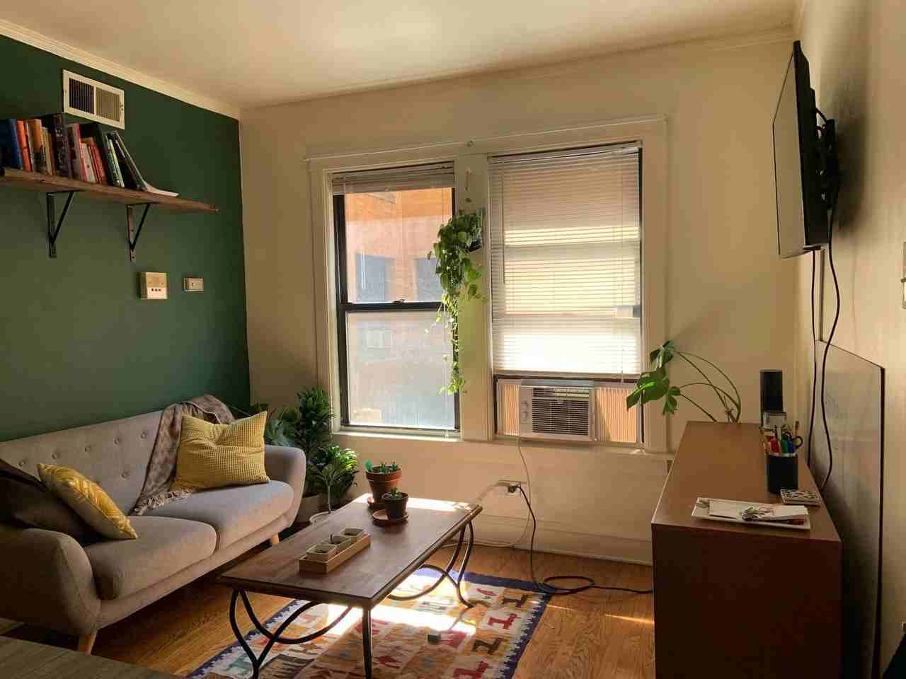 2635 N Spaulding Ave #3E - Photo 2 of 13