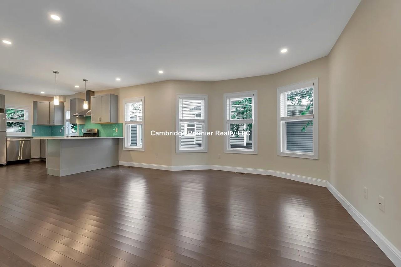 4th St #1 - Photo 5 of 20