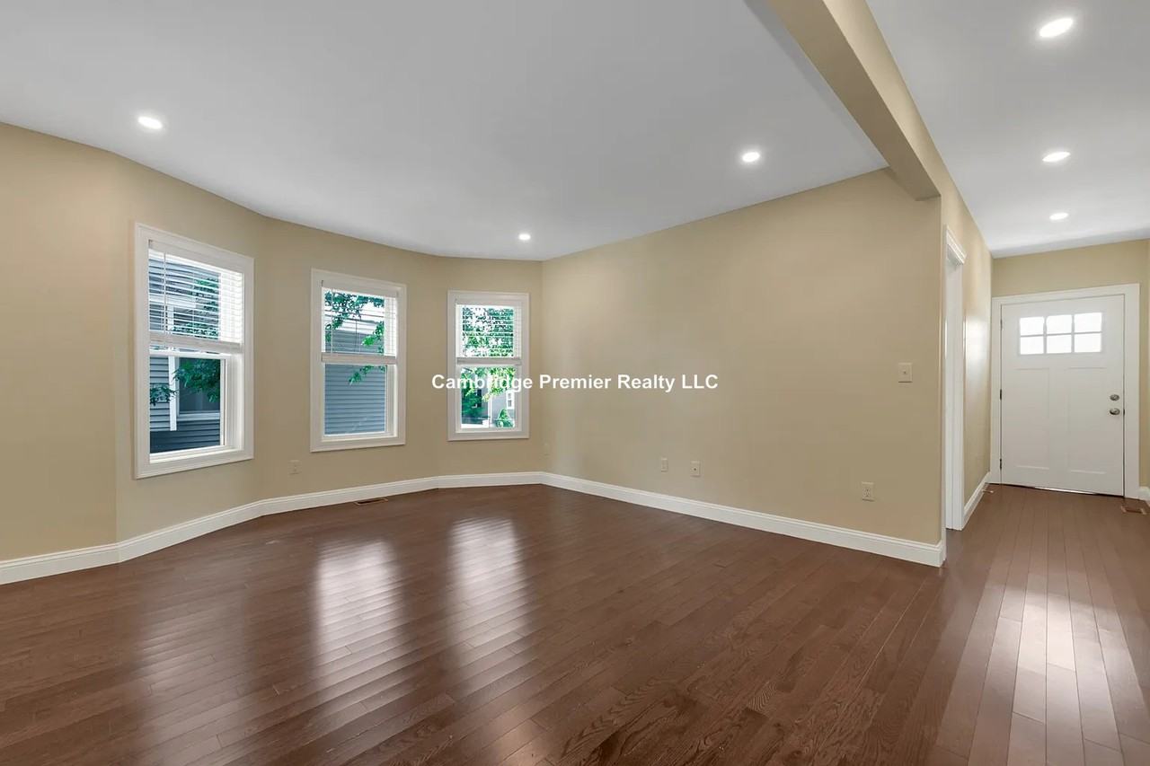 4th St #1 - Photo 7 of 20