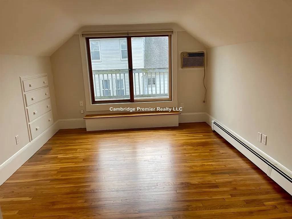 Edgecliff Rd - Photo 7 of 15