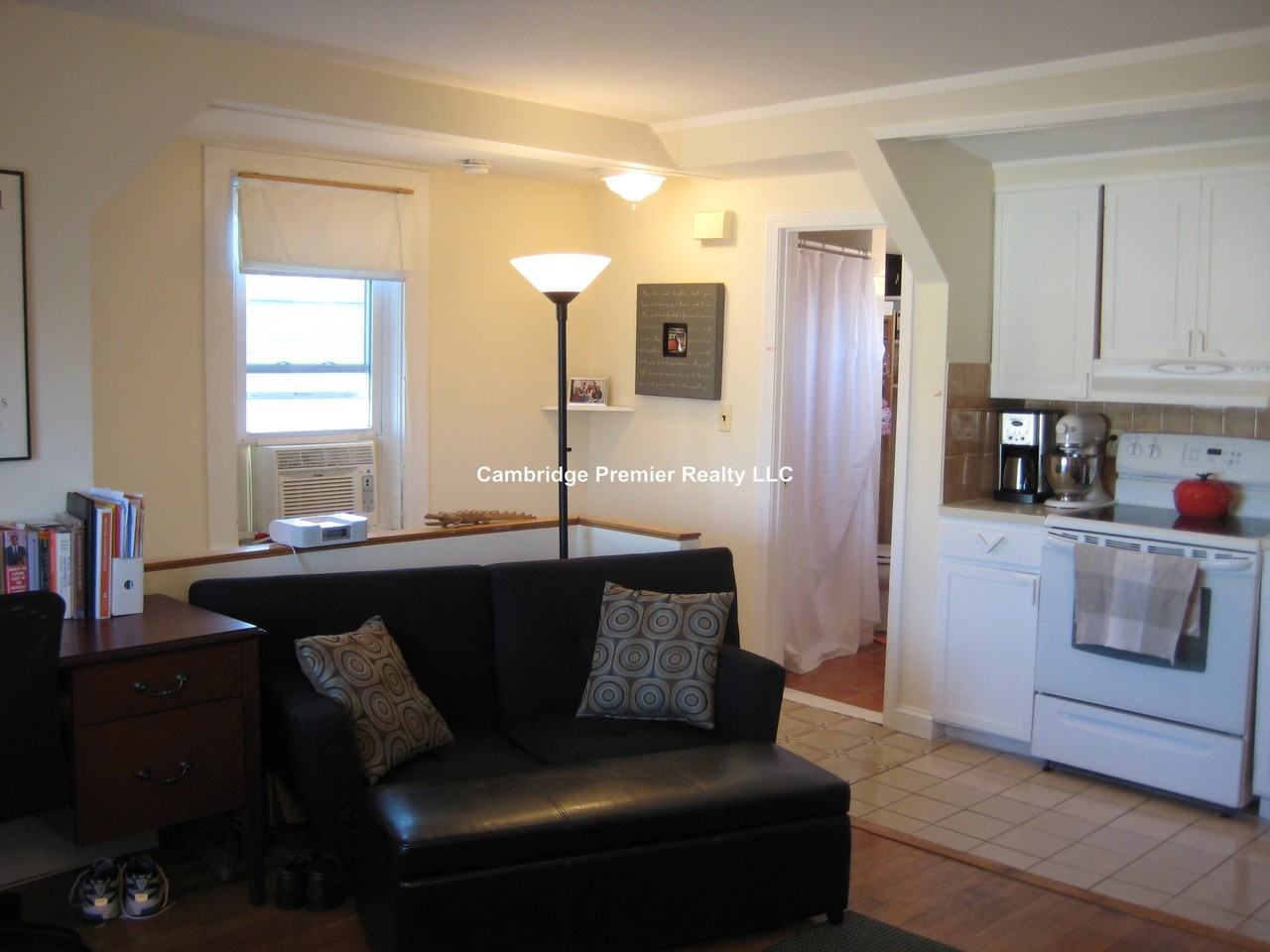 Cedar St #3 - Photo 2 of 5