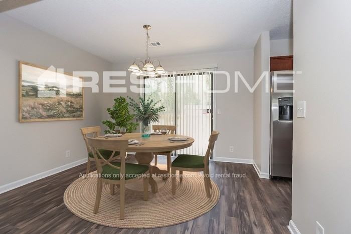 4821 Blue Springs Dr - Photo 5 of 18