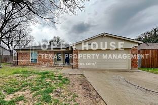 5910 Cameron Dr - Photo 1 of 1