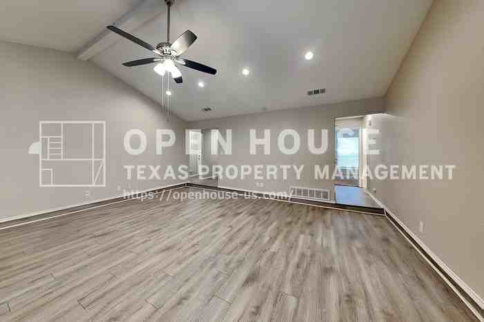 5910 Cameron Dr - Photo 4 of 20