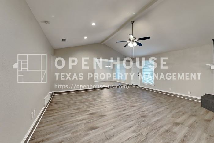 5910 Cameron Dr - Photo 5 of 20