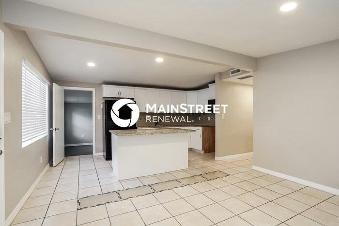 2164 43rd Ave N - Photo 6 of 15