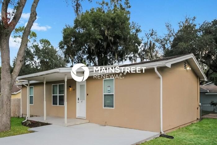 1260 Palm Dr - Photo 3 of 16