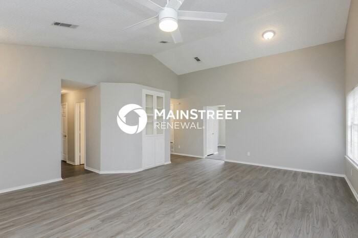 4116 O B Crowe Dr - Photo 3 of 16