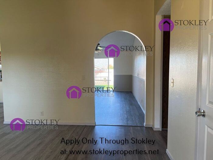 1784 W Cypress Rd - Photo 3 of 30