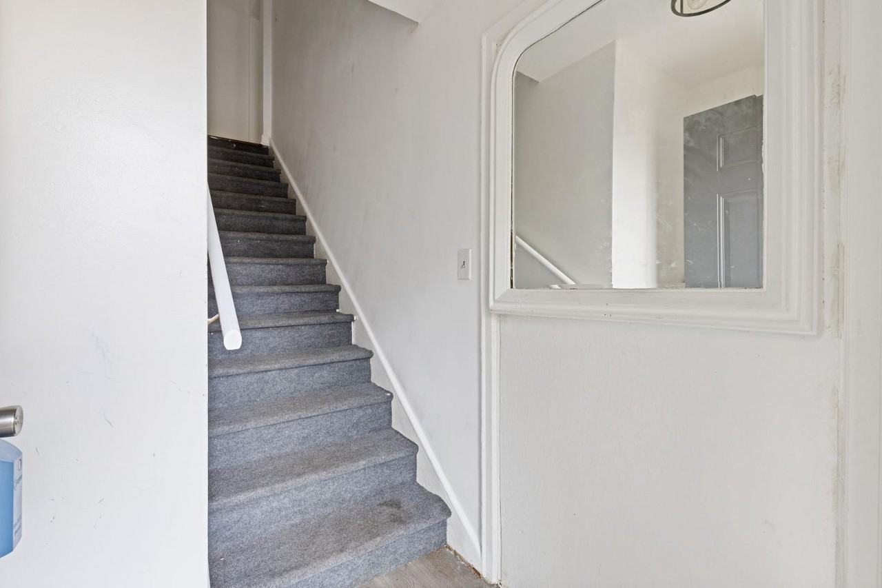 2745 Harlan Dr - Photo 7 of 20