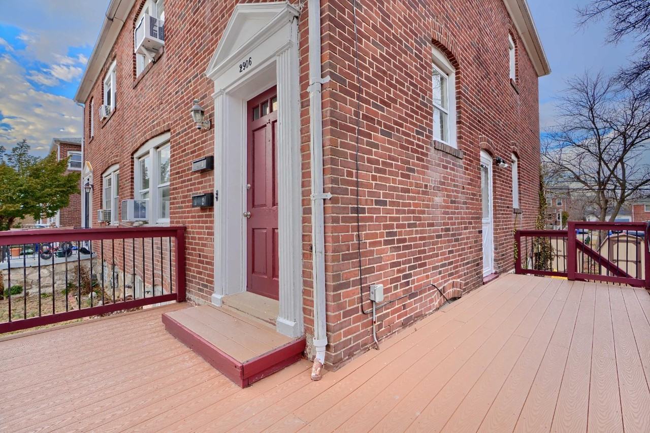 2906 Clearview Ave - Photo 6 of 20