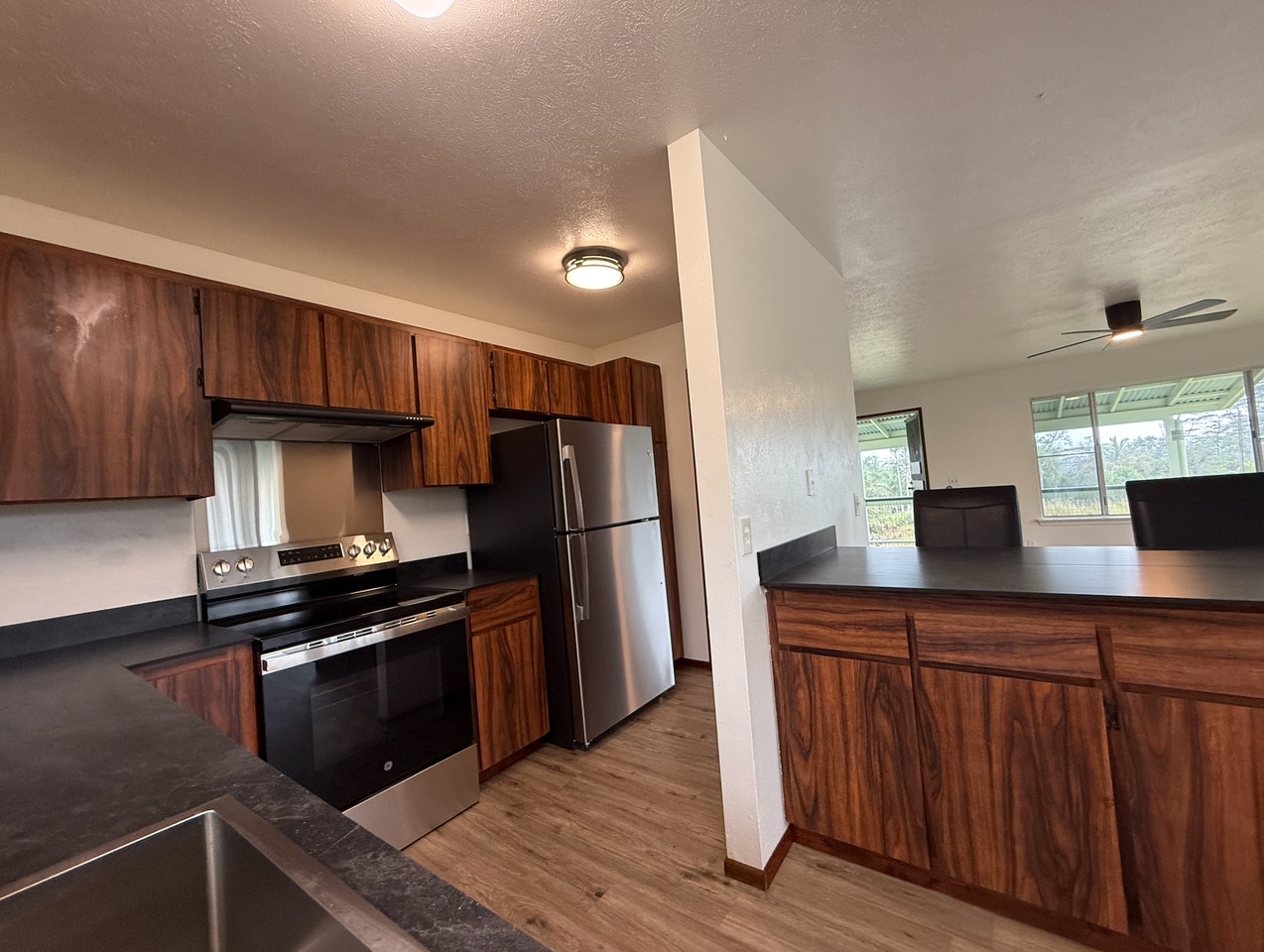 15-2074 29th Ave #UP - Photo 5 of 13