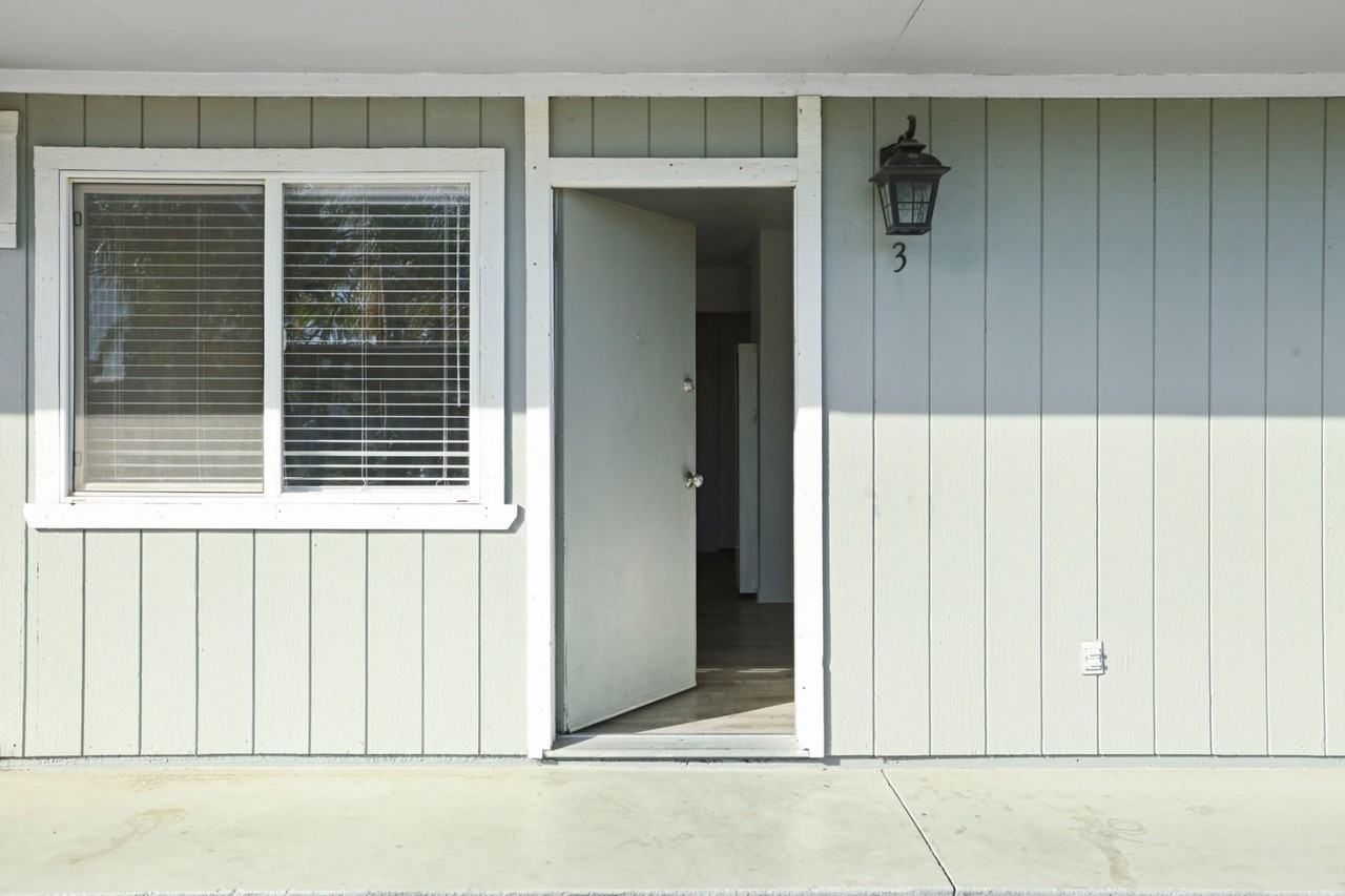 111 North Walnut Avenue - Photo 5 of 10