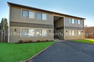 featured image of 2740 Arcadia Dr #4