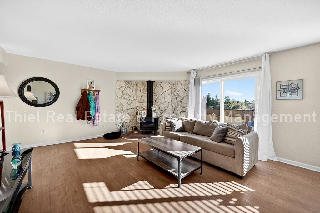 2740 Arcadia Dr #4 - Photo 5 of 24