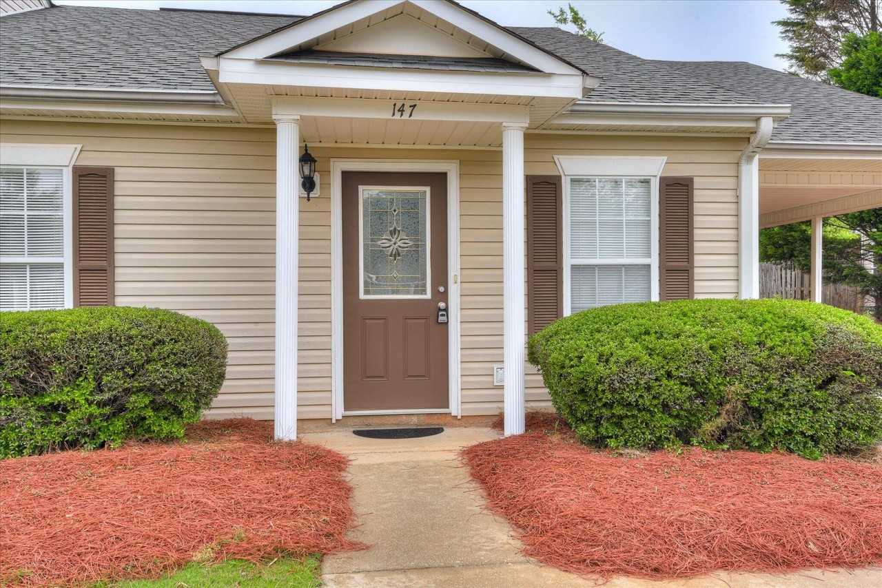 147 Portofino Ln Sw - Photo 3 of 26