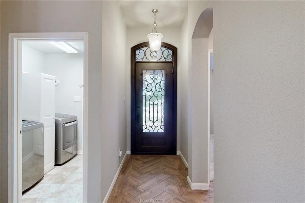 15538 Creek Meadow Blvd N - Photo 3 of 30