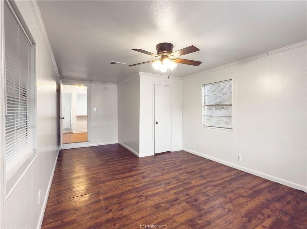 507 Dogwood St - Photo 4 of 21