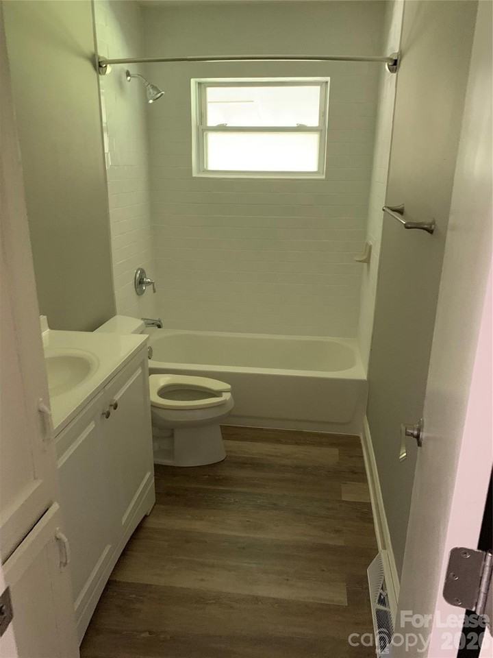 4422 Brooktree Dr - Photo 5 of 5